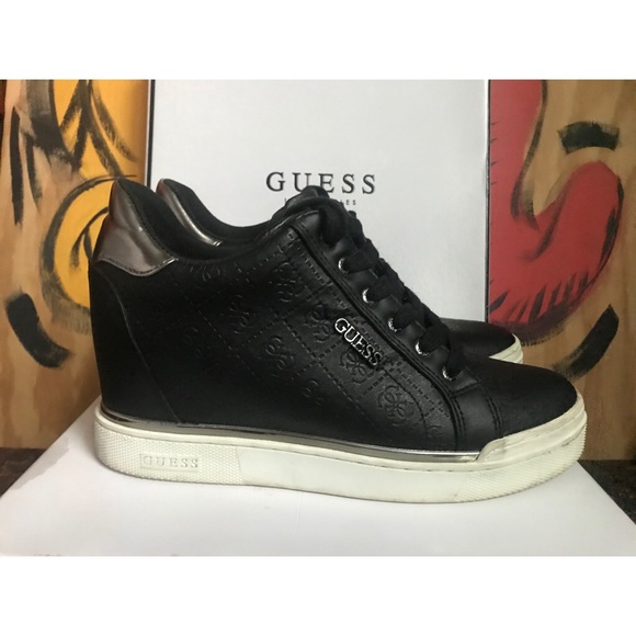 guess flowurs sneakers